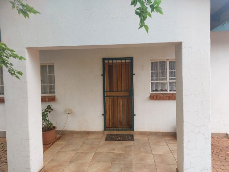 To Let 3 Bedroom Property for Rent in Hartbeespoort Rural North West